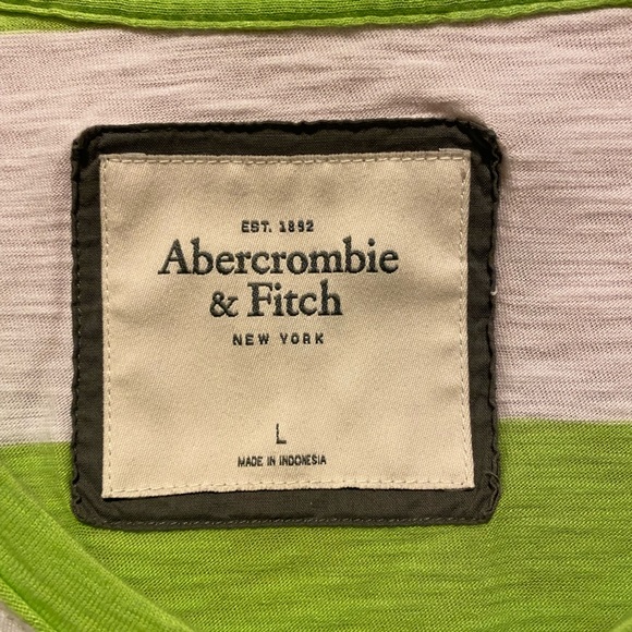 Abercrombie and Fitch Tee - Picture 2 of 3